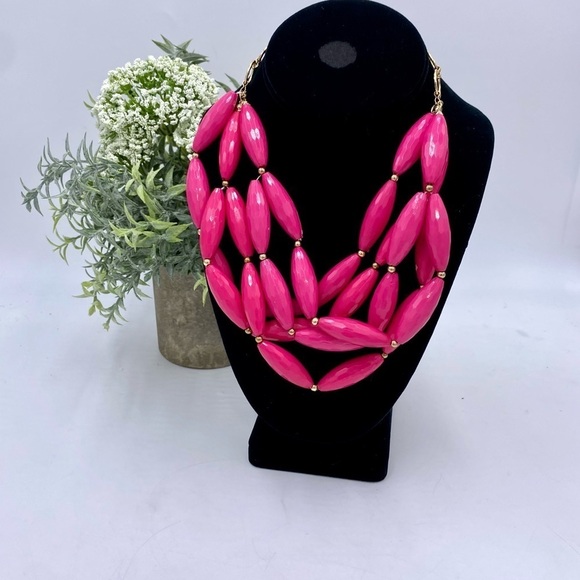 Amrita Singh Statement Multi-Strand Hot Pink Beads and Gold Tone Chain Necklace - Picture 6 of 15